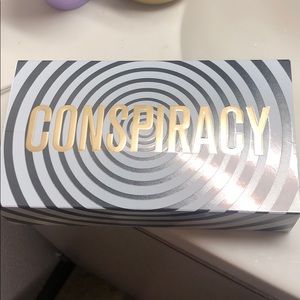 Brand new untouched Conspiracy palette